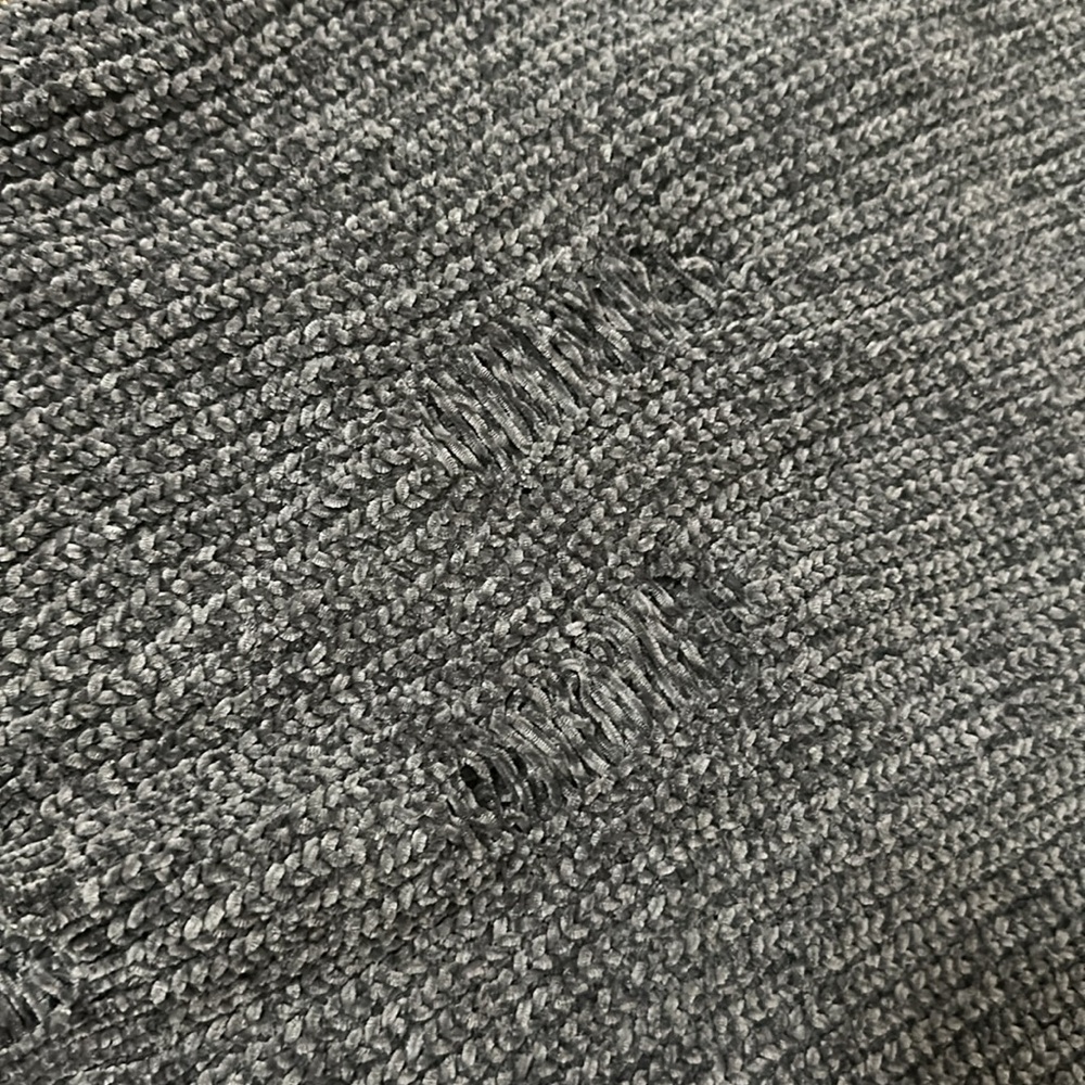 Distressed Sweater - Picture 3 of 3